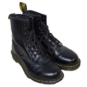 Dr Martens Boots Womens Size 7 Black Work Shoes Leather Gorpcore Grunge Goth